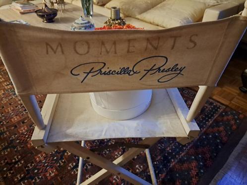 Presley Priscilla .Chaise de régisseur Priscilla Presley, Antiquités & Art, Antiquités | Email, Enlèvement