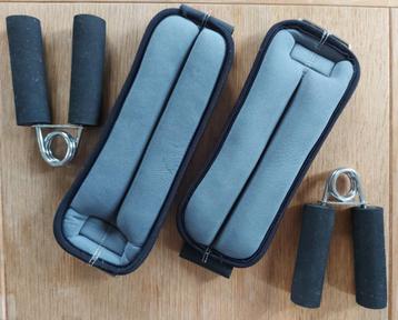 2 sets fitness: halters en gewichten beschikbaar voor biedingen