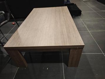 Salontafel  beschikbaar voor biedingen