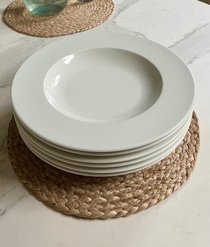 6 grote diepe borden keramiek 32 cm gebroken wit, nieuwstaat, Huis en Inrichting, Keuken | Servies, Zo goed als nieuw, Bord(en)