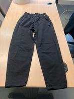 2 paires de jeans Pull & Bear, Vêtements | Femmes, Culottes & Pantalons, Comme neuf, Noir, Taille 38/40 (M), Enlèvement