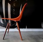 Chaise en fibre de verre EAMES DSW originale HERMAN MILLER, Huis en Inrichting, Ophalen, Zo goed als nieuw