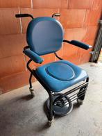 Chaise percée sur roulette, Divers, Enlèvement, Comme neuf