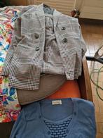 Kledij voor dames veel, Vêtements | Femmes, Vêtements Femmes Autre, Enlèvement, Comme neuf