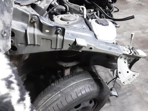 BINNENSPATSCHERM RECHTS VOOR Volkswagen Polo VI (AW1), Auto-onderdelen, Carrosserie, Spatbord, Volkswagen, Voor, Rechts, Gebruikt