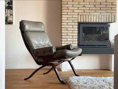 Vintage lounge stoel Ingmar Relling leer, Huis en Inrichting, Fauteuils, Gebruikt, Hout, Leer, 50 tot 75 cm, 75 tot 100 cm, Ophalen