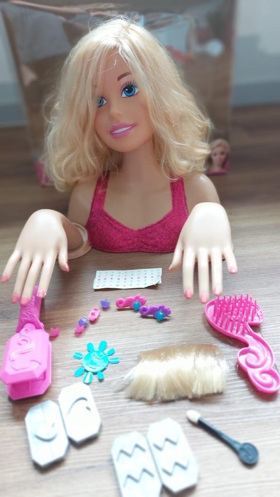 Barbie deluxe styling head, Kinderen en Baby's, Speelgoed | Poppen, Barbie, Ophalen of Verzenden