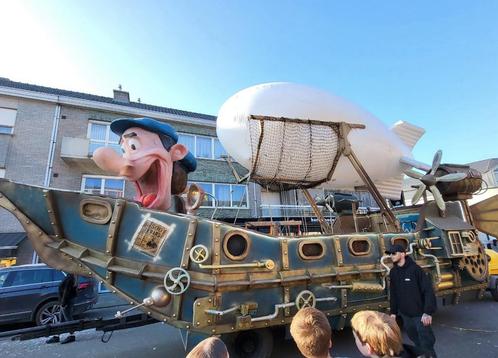 Praalwagen, Hobby en Vrije tijd, Feestartikelen | Verhuur, Ophalen