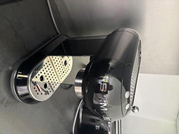 Machine à café SMEG, Café moulu, Machine à espresso, Tuyau à Vapeur, 2 à 4 tasses