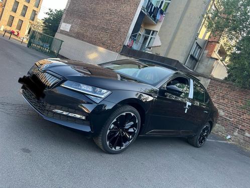 Skoda Superb Plug-in hybride Neuve 900KM !!, Auto's, Skoda, Particulier, Superb, Hybride Elektrisch/Benzine, Berline, Automaat