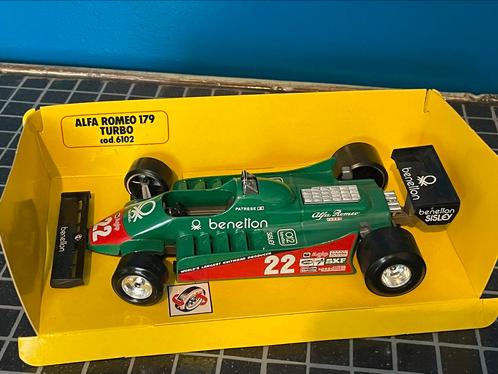 Alfa Romeo 179 Turbo (1985) Collectable 1:24 Bburago, Hobby & Loisirs créatifs, Voitures miniatures | 1:24, Comme neuf, Voiture