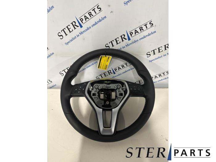 Volant d'un Mercedes B-Klasse, Autos : Pièces & Accessoires, Commande, Mercedes-Benz, Neuf, 12 mois de garantie, Enlèvement ou Envoi