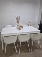 Witte eettafel met 6 stoelen- uitschuifbaar model, Huis en Inrichting, Ophalen, Zo goed als nieuw