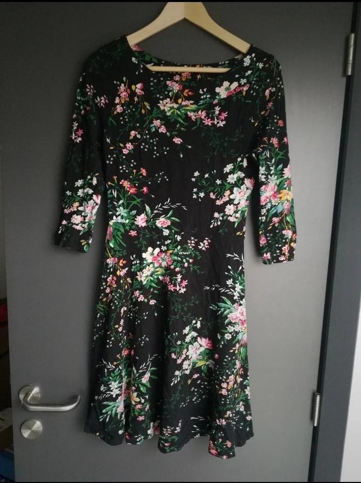 Retro jurk van King Louie - Maat S, Kleding | Dames, Jurken, Gedragen, Maat 36 (S), Zwart, Boven de knie, Ophalen of Verzenden