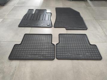 ⭐ Op maat gemaakte rubberen matten van Dacia Sandero3+Stepwa