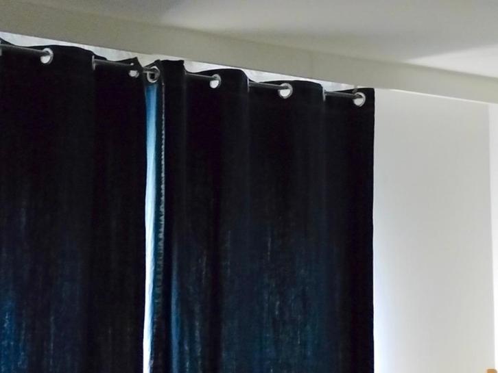H 255 / 280 (2x 140cm) Jeansringen met gordijn/opknoping, Huis en Inrichting, Stoffering | Gordijnen en Lamellen, Gebruikt, 200 cm of meer