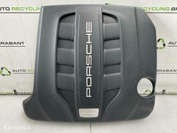 Motor Afdekplaat Porsche MACAN S DIESEL 95B103925A beschikbaar voor biedingen