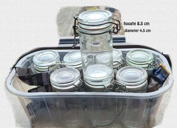 glazen kruidenpotjes / opbergpotjes - 8 voor samen 1,00 EUR beschikbaar voor biedingen