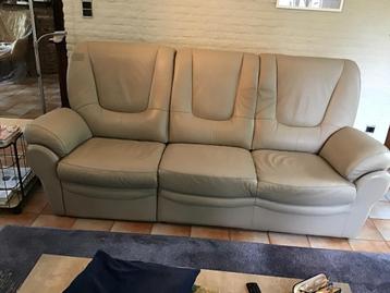 Lederen 2zit en 3zit met relax beschikbaar voor biedingen