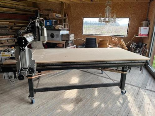 CNC machine hout, Diensten en Vakmensen, Schrijnwerkers en Meubelmakers