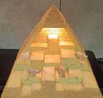 Pyramide lamp te koop., Antiek en Kunst, Ophalen of Verzenden