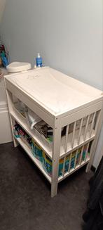 Table à langer Gulliver et matelas à langer Vadra, Enfants & Bébés, Enlèvement