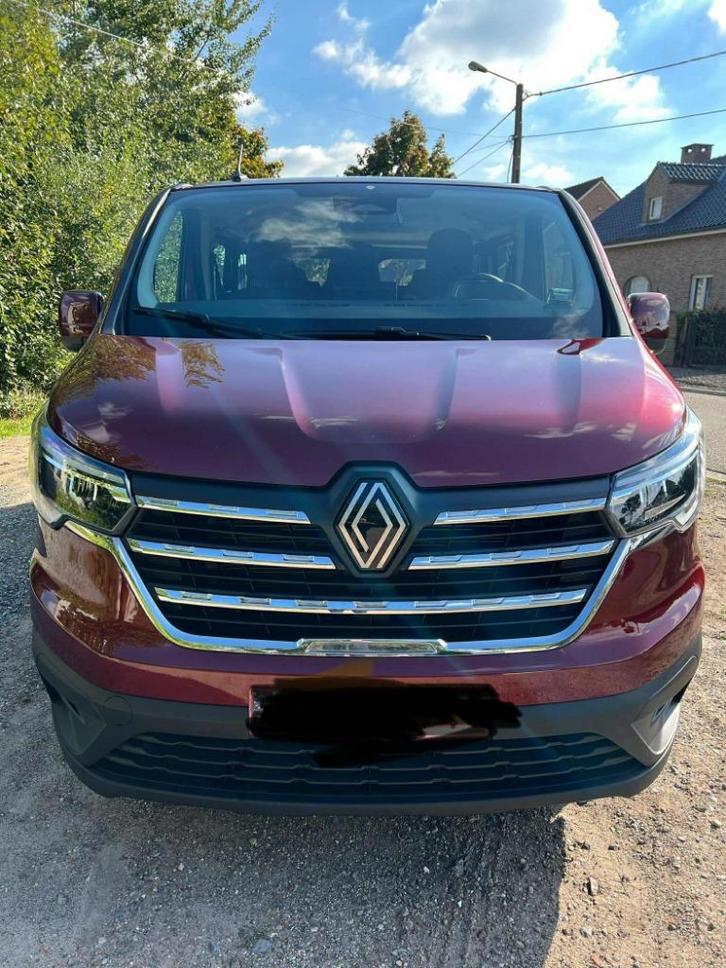 Taxi Renault Traffic, Auto's, Renault, Particulier, Trafic, Bluetooth, Diesel, Euro 5, 5 deurs, Handgeschakeld, Rood, Zwart, Stof