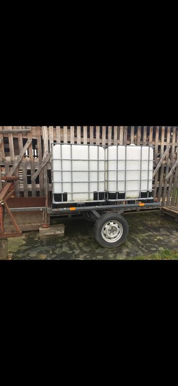 Remork/ aanhangwagen voor watervaten 1000 liter beschikbaar voor biedingen