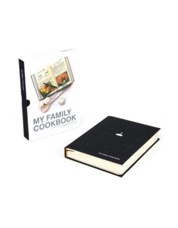 Familiekookboek voor recepten beschikbaar voor biedingen
