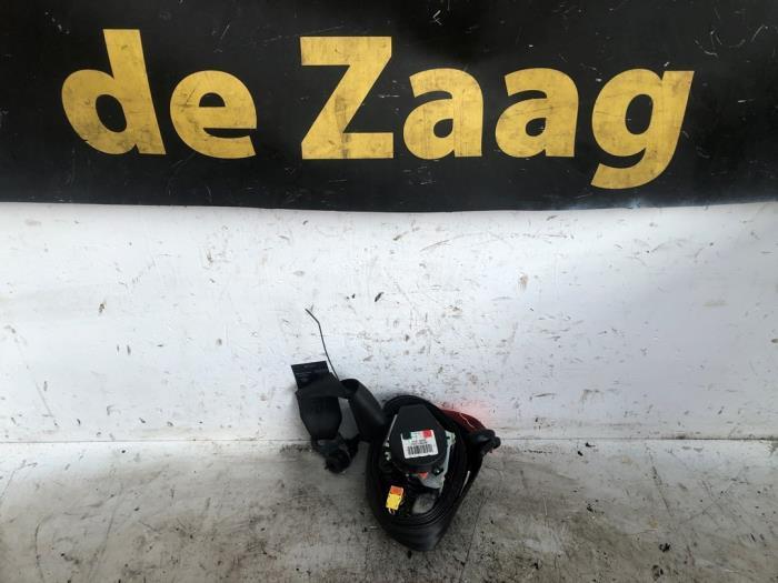 Veiligheidsgordel links-voor van een Ford Focus, Auto-onderdelen, Interieur en Bekleding, Ford, Gebruikt, 3 maanden garantie, Ophalen of Verzenden