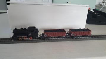 Märklin 3000 H0 analoog met 2 kolenwagens