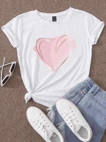 Wit tshirt met hartje van Shein - Maat medium beschikbaar voor biedingen