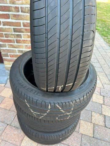 195/55R16 215/60R17 225/55R19 225/45R17 beschikbaar voor biedingen