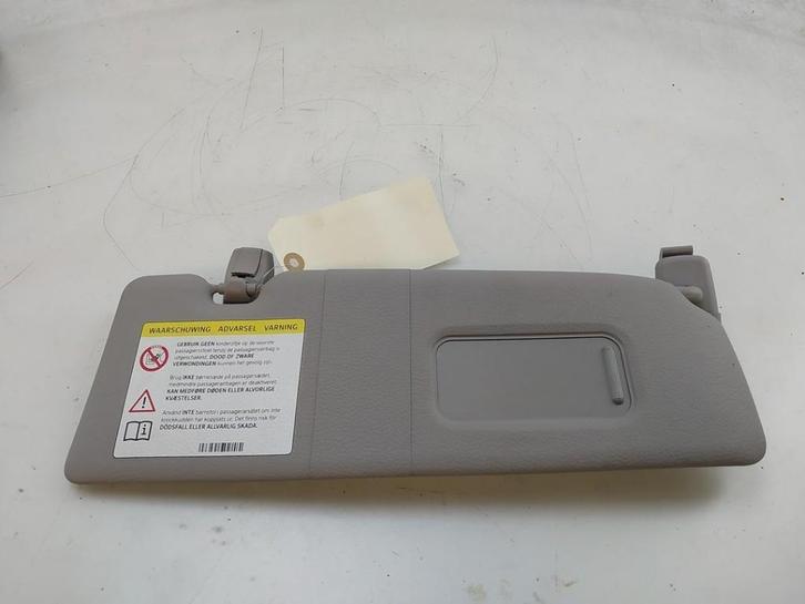 ZONNEKLEP BMW 1 serie (F20) (|51167319508|), Auto-onderdelen, Interieur en Bekleding, BMW, Gebruikt