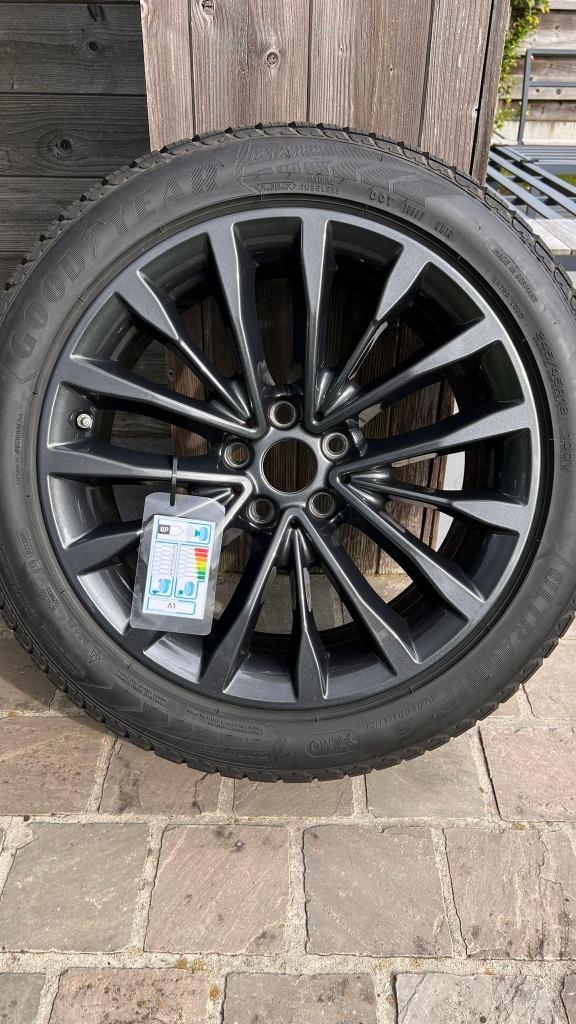 Winterset 5 Series G30 G31 18 Inch Styling 632, Auto-onderdelen, Banden en Velgen, Band(en), Winterbanden, 18 inch, 245 mm, Personenwagen