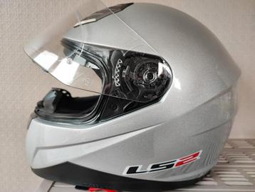 LS2 motorhelm nieuw maat L beschikbaar voor biedingen