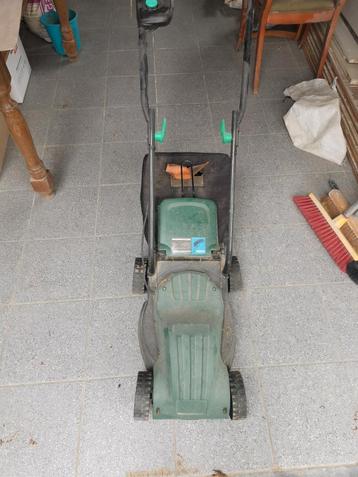 Tondeuse à gazon PowerPlus, Enlèvement, Utilisé