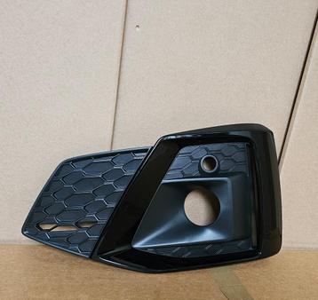 Rooster Audi A5 B9 F5 8W Facelift S-line S5 Links 8W6807681T beschikbaar voor biedingen