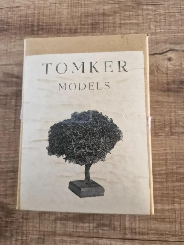 Tomker Models (Verlinden) Tree Kit 1/35, Hobby en Vrije tijd, Modelbouw | Figuren en Diorama's, Zo goed als nieuw, Diorama, 1:35 tot 1:50