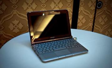 ultraportable  Toshiba disponible aux enchères