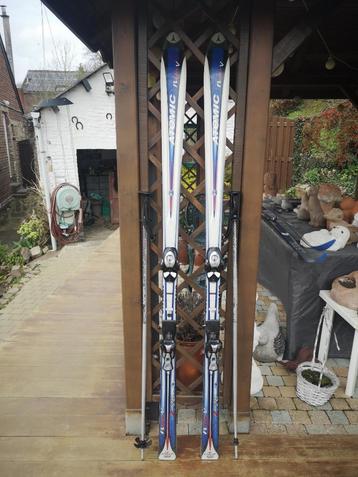 Paire de skis alpins ATOMIC attaches Salomon