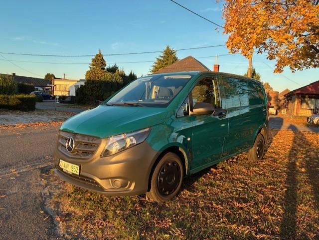 2021 Mercedes VITO // 110 CDI /BTW WAGEN 21% /€ 13.955 NETTO, Auto's, Mercedes-Benz, Bedrijf, Te koop, Vito, ABS, Airbags, Bluetooth