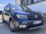 Dacia Sandero Stepway 0.9TCe Stepway Plus LED/GPS/SENSOR, Auto's, 898 cc, Lederen bekleding, 65 kW, Blauw