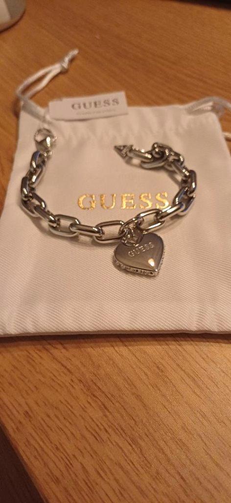 Guess Falling In Love Armband (S)  – Nieuw in verpakking, Handtassen en Accessoires, Armbanden, Nieuw, Staal, Zilver, Ophalen of Verzenden
