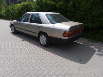 Mercedes W124 260E automaat beschikbaar voor biedingen