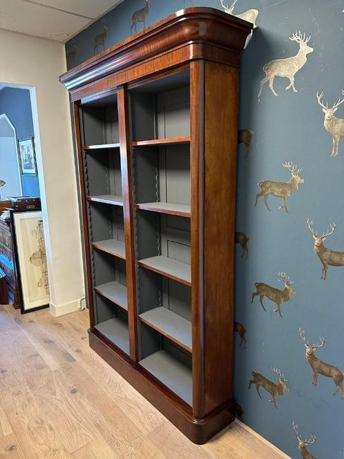 Antieke open boekenkast, Antiek en Kunst, Antiek | Kantoor en Zakelijk, Ophalen of Verzenden