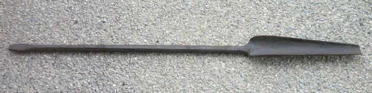 Outil ancien : genre de gouge d'une longueur de 56 cm., Antiek en Kunst, Antiek | Gereedschap en Instrumenten, Ophalen of Verzenden