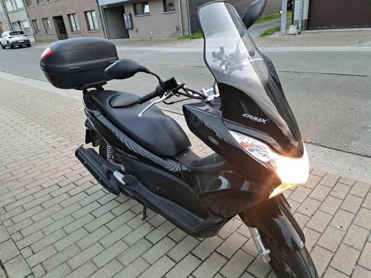 Honda PCX 125CC (uitstekende staat), Motoren, Motoren | Honda, Particulier, Scooter, 11 kW of minder, Ophalen