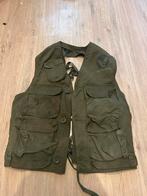 Gilet urgence c1usaaf, Collections