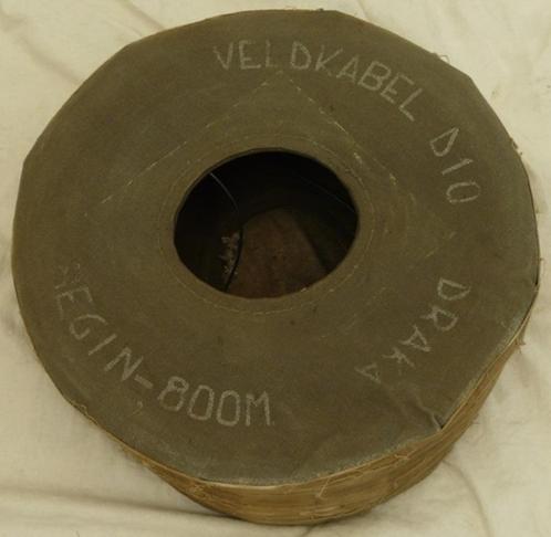 Field Wire Dispencer ''Donut Roll'', MX-6894/TT, US Army.(1), Verzamelen, Militaria | Algemeen, Landmacht, Overige typen, Ophalen of Verzenden